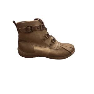 Born B.O.C. Aspen Women's Duck Boots Size 7.5M Brown Ankle Casual